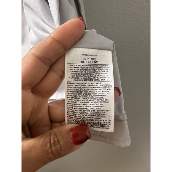 Banana Republic Women's Light Gray Sleeveless Drapey Vest Blazer Size 10P - Picture 8 of 10